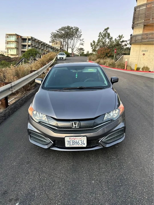 2014 Honda Civic 9th Gen - Image 4 of 8