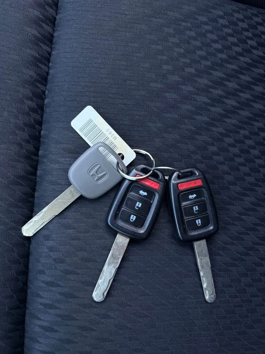 2014 Honda Civic 9th Gen - Image 15 of 16