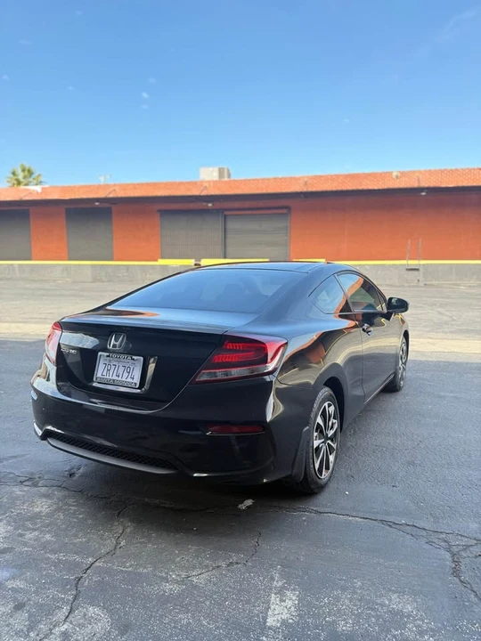 2014 Honda Civic 9th Gen - Image 4 of 16