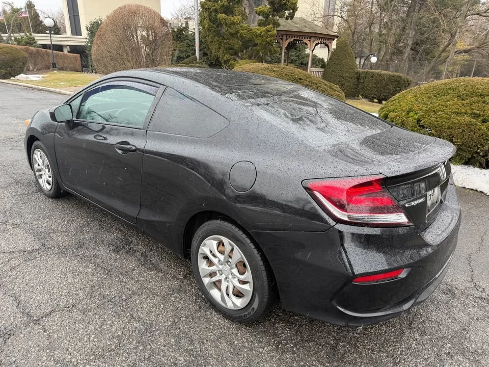 2014 Honda Civic 9th Gen - Image 3 of 11