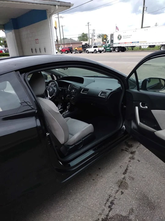 2014 Honda Civic 9th Gen - Image 14 of 20