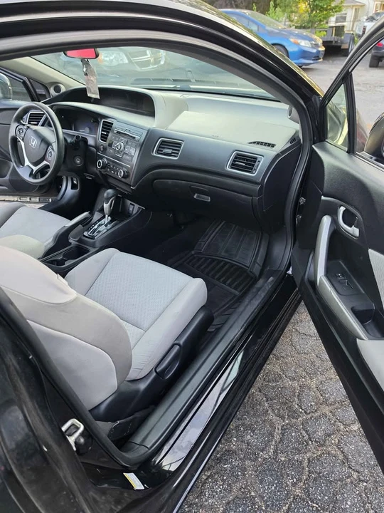 2014 Honda Civic 9th Gen - Image 19 of 20