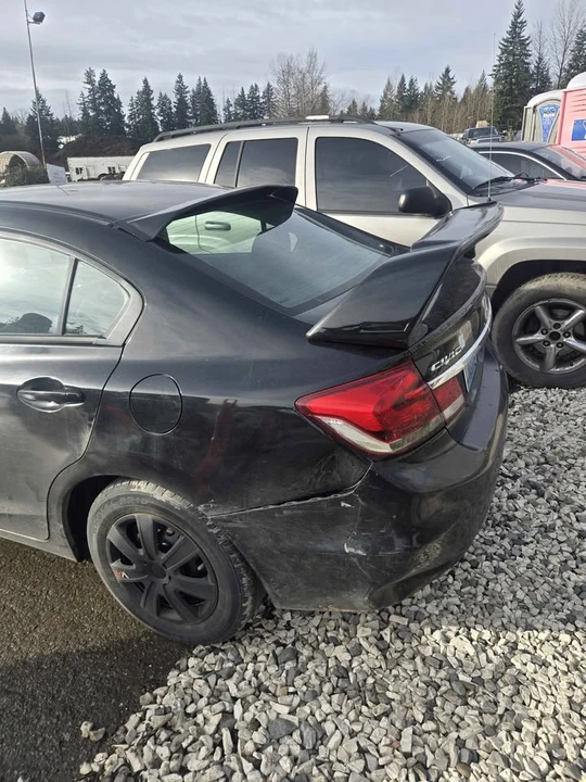 2014 Honda Civic 9th Gen - Image 2 of 2