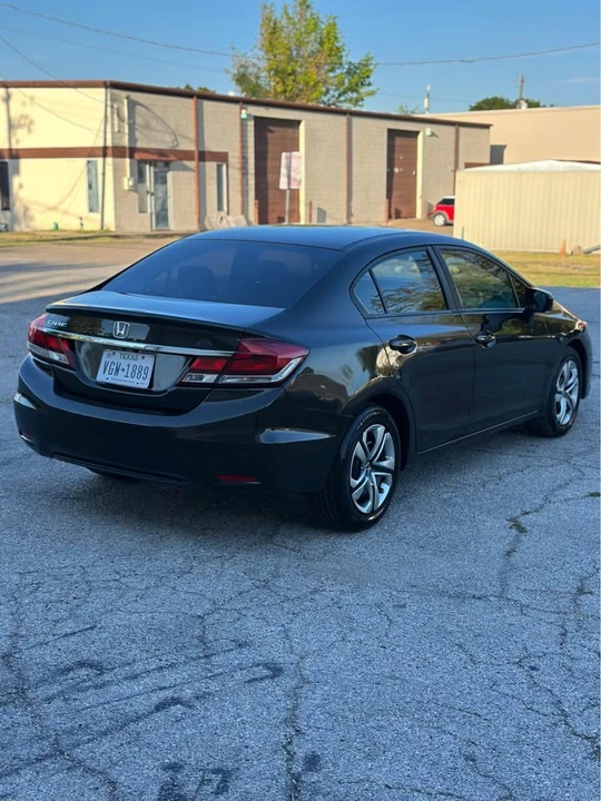 2014 Honda Civic 9th Gen - Image 3 of 13