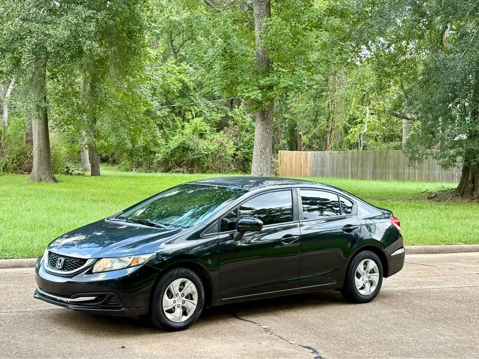2014 Honda Civic 9th Gen - Image 8 of 14