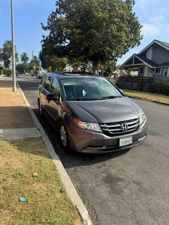2014 Honda Civic 9th Gen - Image 2 of 20