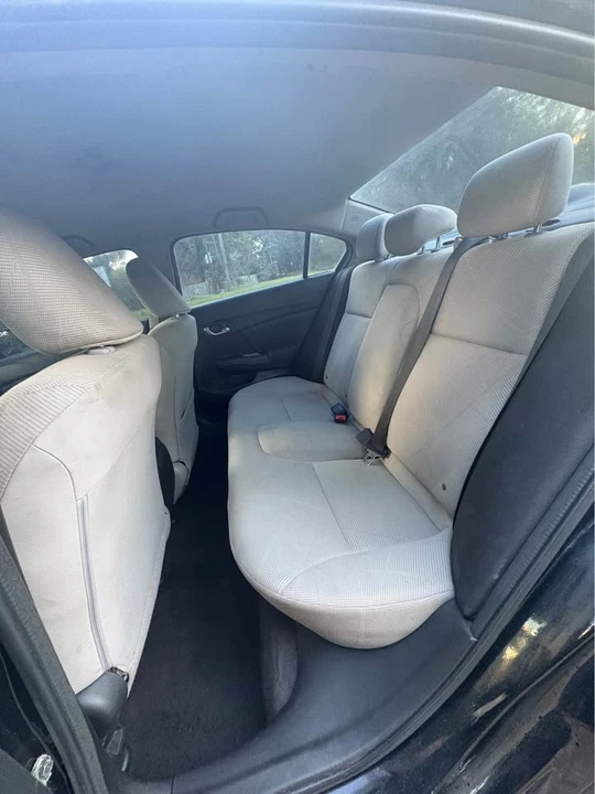 2014 Honda Civic 9th Gen - Image 10 of 14