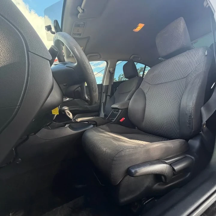 2014 Honda Civic 9th Gen - Image 10 of 15