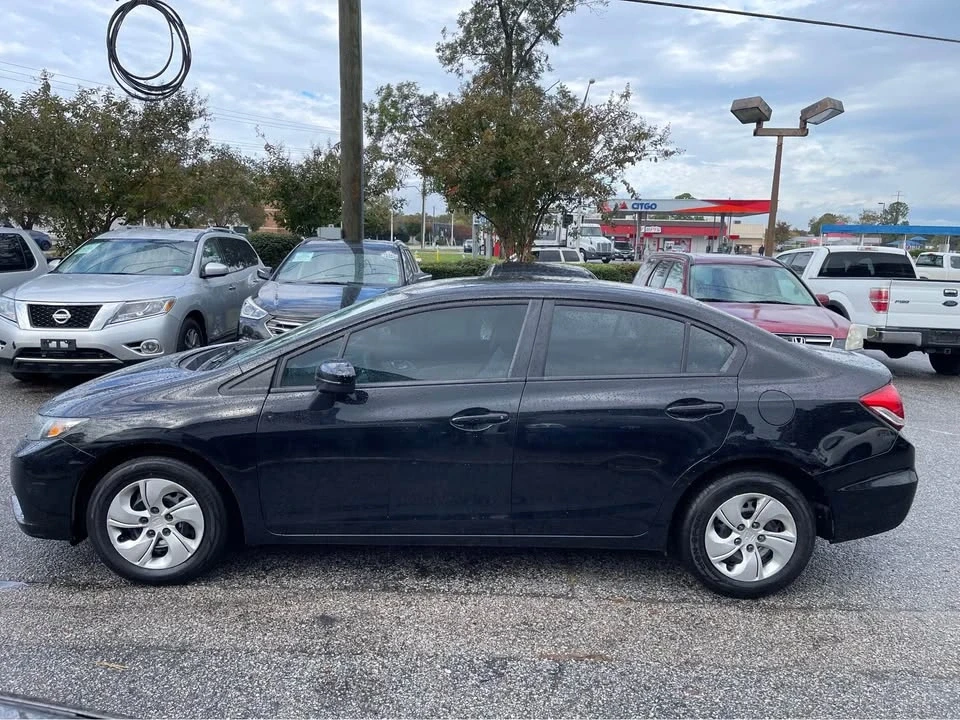 2014 Honda Civic 9th Gen - Image 4 of 20