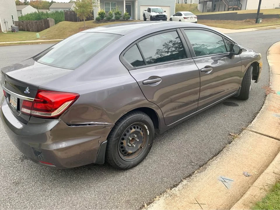 2014 Honda Civic 9th Gen - Image 5 of 13