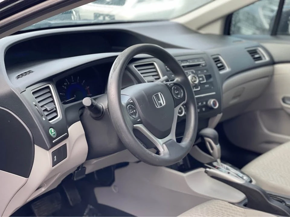 2014 Honda Civic 9th Gen - Image 9 of 20