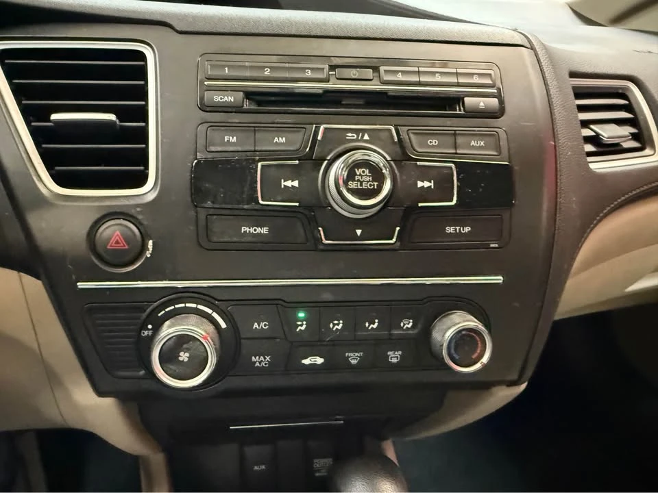 2014 Honda Civic 9th Gen - Image 9 of 19