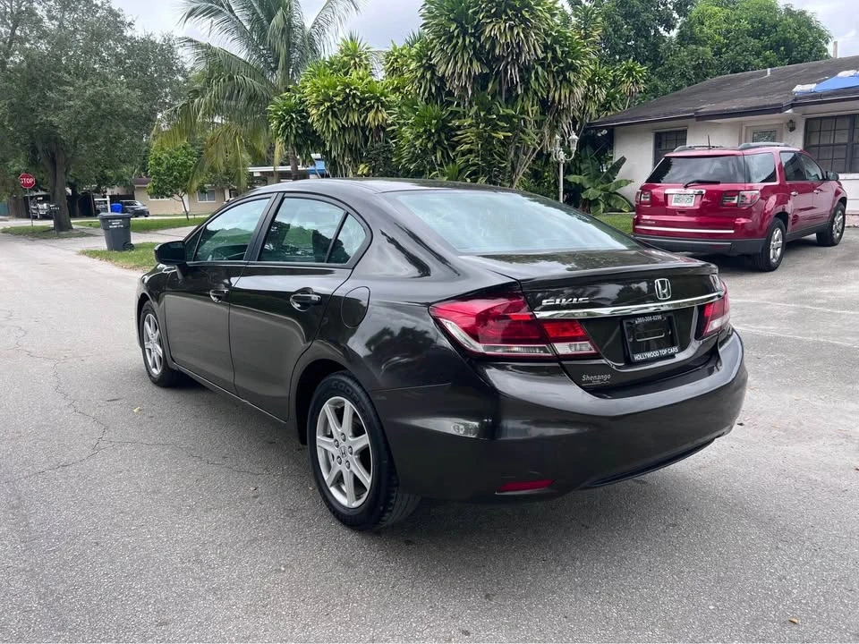 2014 Honda Civic 9th Gen - Image 5 of 12