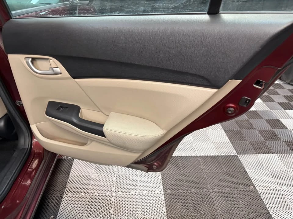 2014 Honda Civic 9th Gen - Image 17 of 19