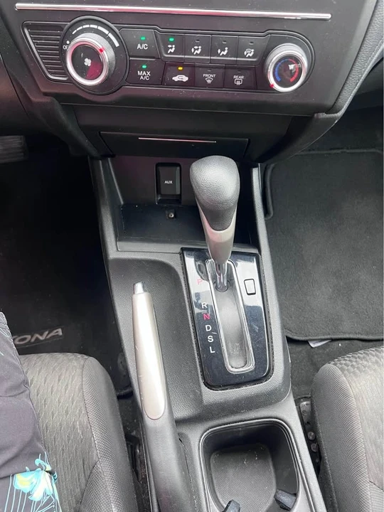 2014 Honda Civic 9th Gen - Image 10 of 12