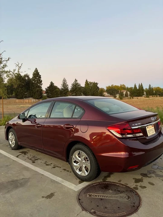 2014 Honda Civic 9th Gen - Image 3 of 9