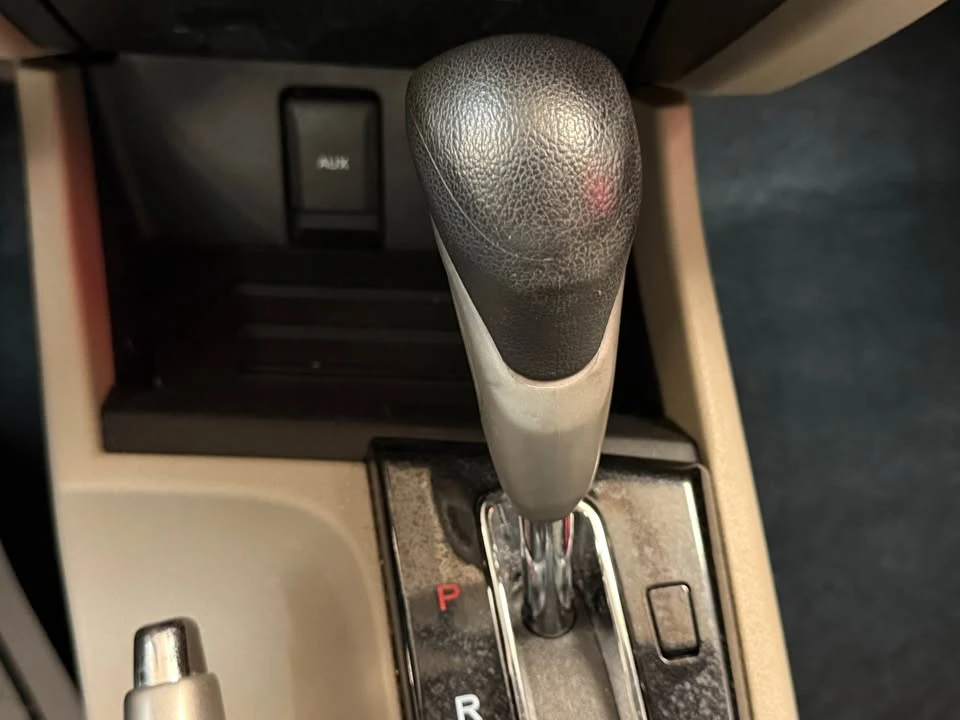 2014 Honda Civic 9th Gen - Image 8 of 19