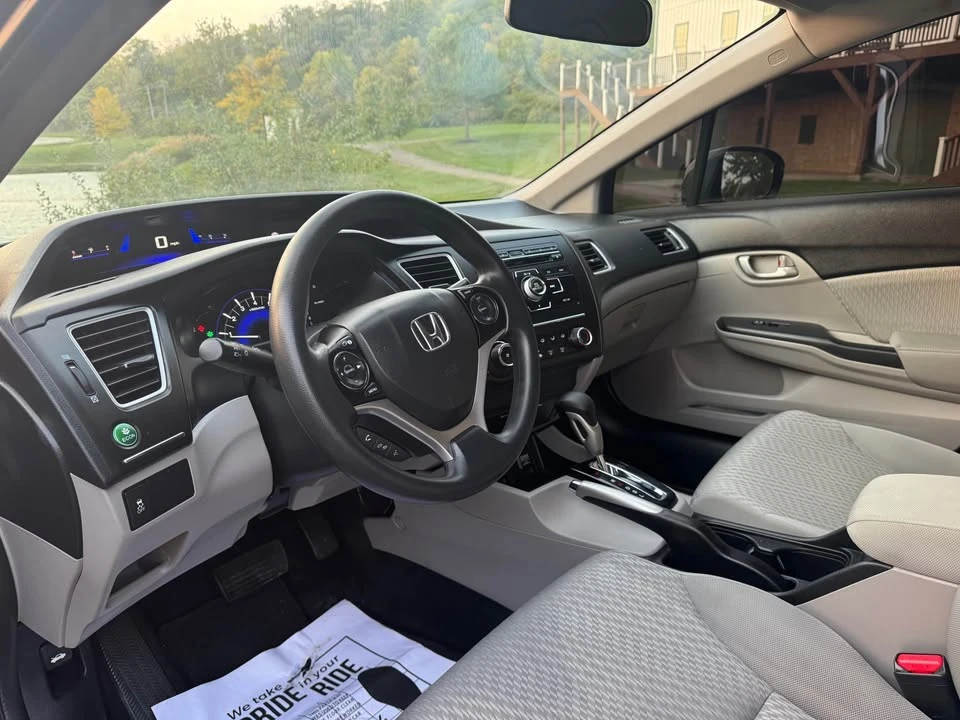 2014 Honda Civic 9th Gen - Image 12 of 17