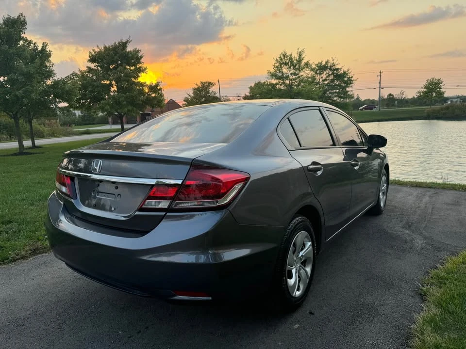 2014 Honda Civic 9th Gen - Image 5 of 17