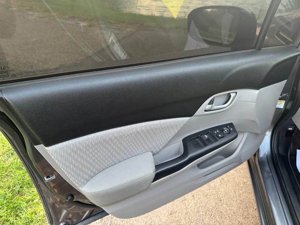 2014 Honda Civic 9th Gen - Image 11 of 17