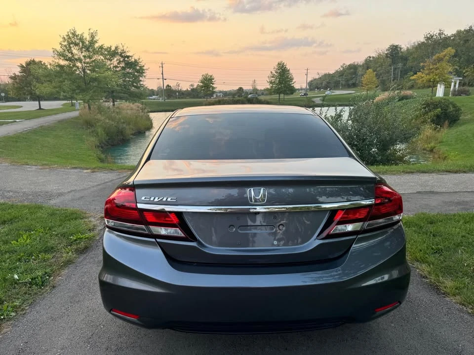 2014 Honda Civic 9th Gen - Image 4 of 17