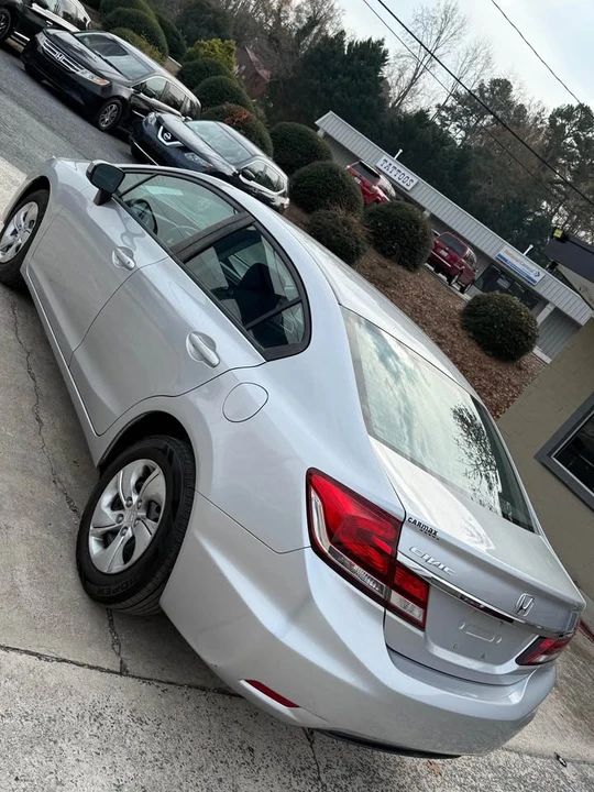 2014 Honda Civic 9th Gen - Image 7 of 17