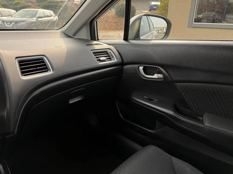 2014 Honda Civic 9th Gen - Image 15 of 17