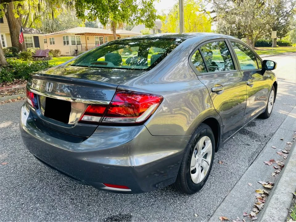 2014 Honda Civic 9th Gen - Image 8 of 20