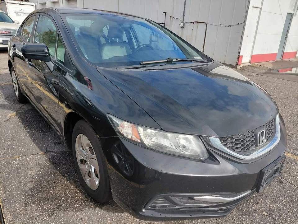 2014 Honda Civic 9th Gen - Image 2 of 8
