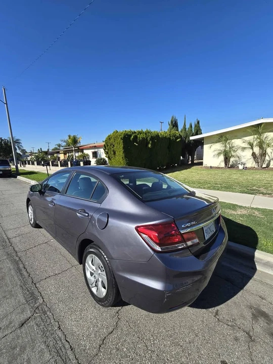2014 Honda Civic 9th Gen - Image 4 of 7