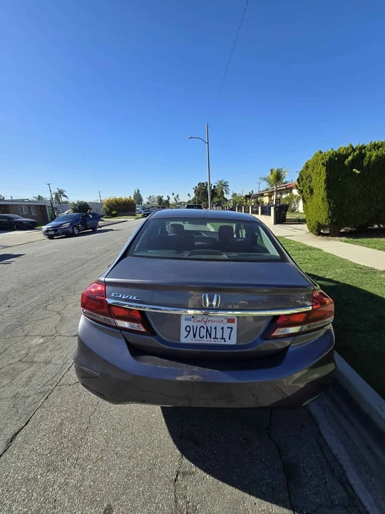 2014 Honda Civic 9th Gen - Image 3 of 7