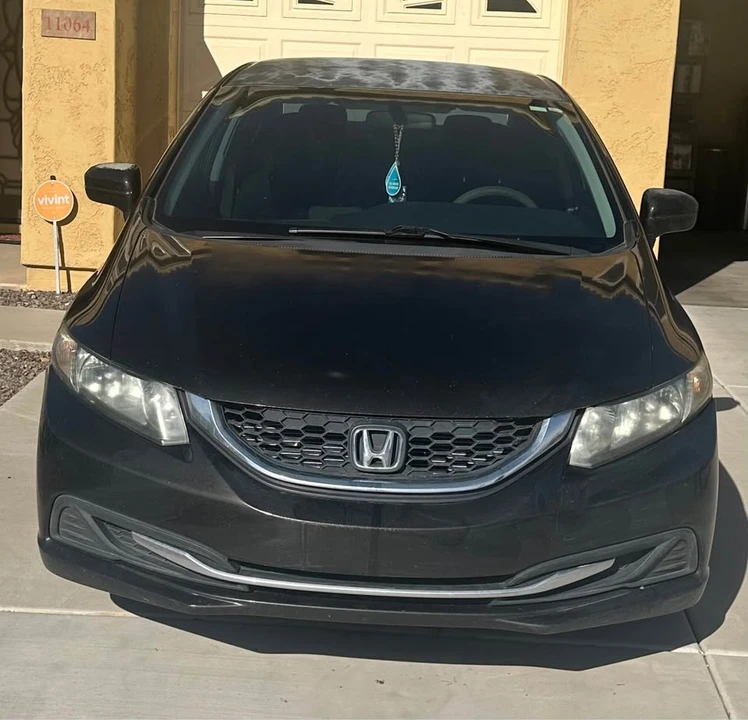 2014 Honda Civic 9th Gen - Image 2 of 14