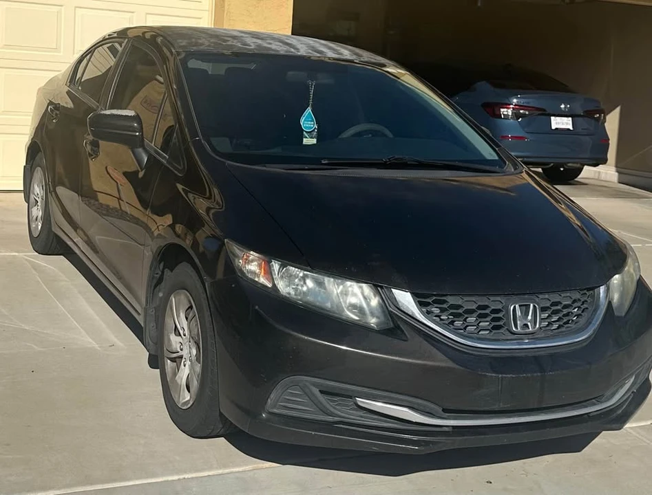 2014 Honda Civic 9th Gen - Image 3 of 14
