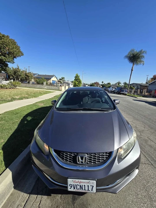2014 Honda Civic 9th Gen - Image 2 of 7