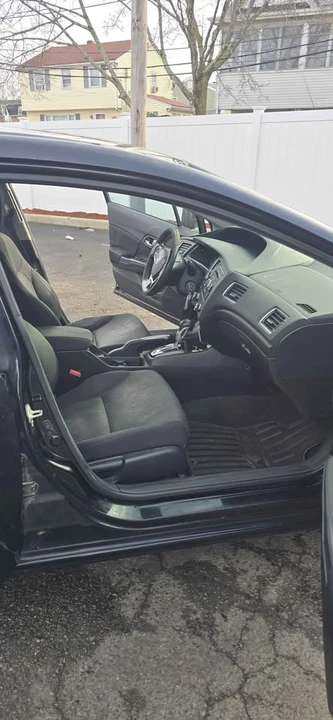 2014 Honda Civic 9th Gen - Image 11 of 19