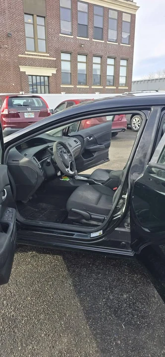 2014 Honda Civic 9th Gen - Image 13 of 19