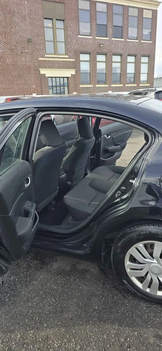 2014 Honda Civic 9th Gen - Image 15 of 19