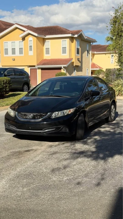 2014 Honda Civic 9th Gen - Image 2 of 11
