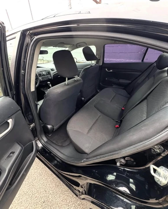 2014 Honda Civic 9th Gen - Image 5 of 7