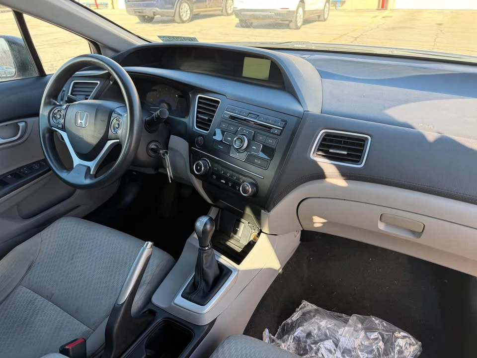 2014 Honda Civic 9th Gen - Image 7 of 9