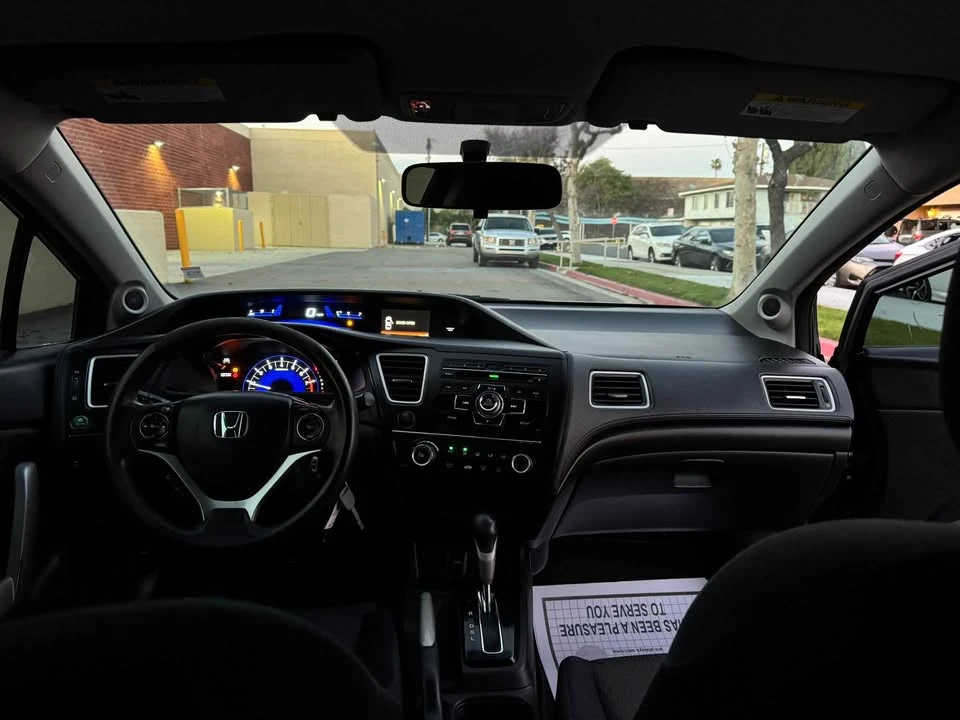 2014 Honda Civic 9th Gen - Image 9 of 11