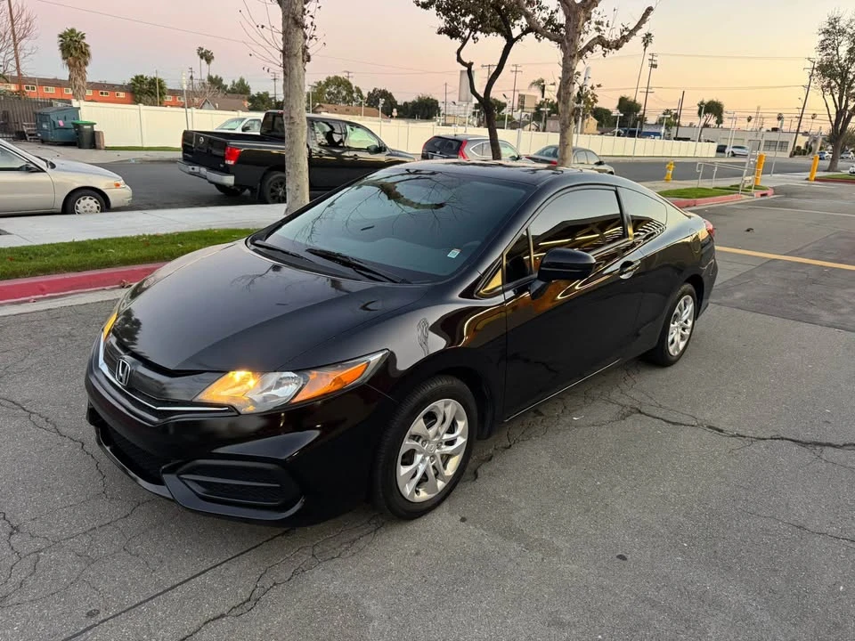 2014 Honda Civic 9th Gen - Image 2 of 11