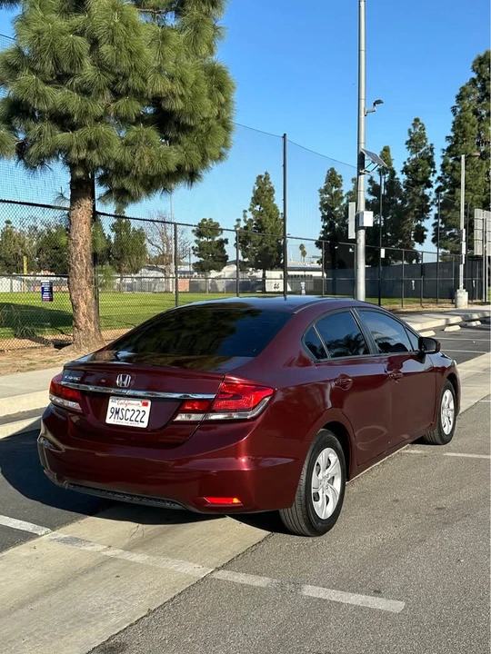 2014 Honda Civic 9th Gen - Image 3 of 14
