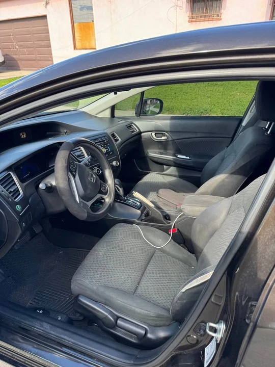 2014 Honda Civic 9th Gen - Image 6 of 10