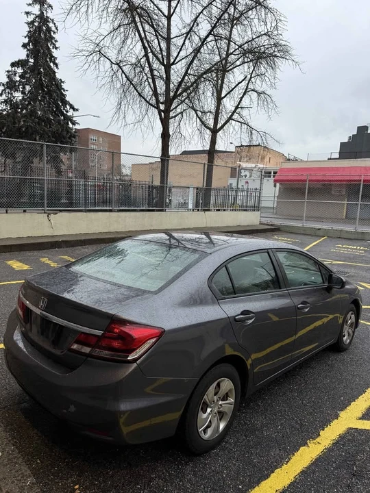 2014 Honda Civic 9th Gen - Image 6 of 12