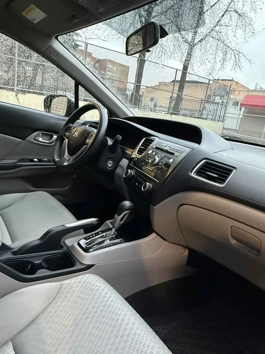 2014 Honda Civic 9th Gen - Image 8 of 12
