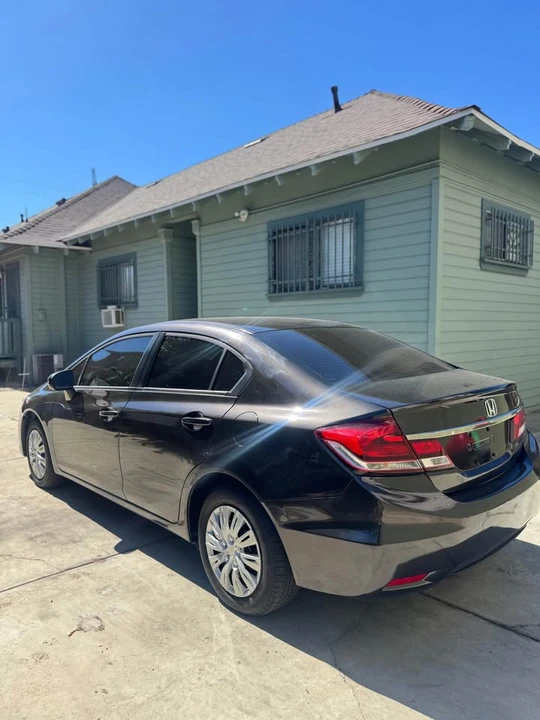 2014 Honda Civic 9th Gen - Image 4 of 11