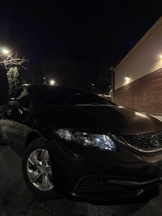2014 Honda Civic 9th Gen - Image 2 of 15