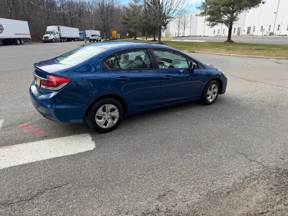 2014 Honda Civic 9th Gen - Image 5 of 13