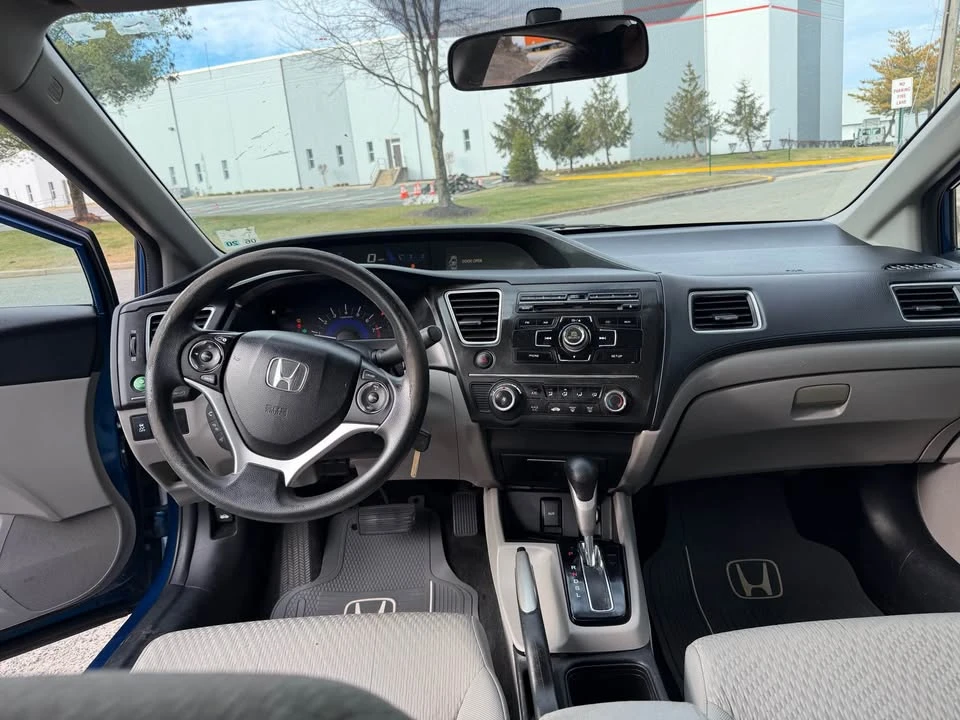 2014 Honda Civic 9th Gen - Image 9 of 13
